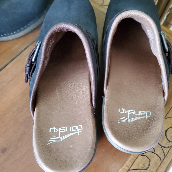 Dansko clogs - Picture 3 of 4